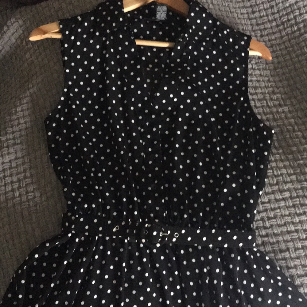 Alfani black and white polka dot dress size 4.